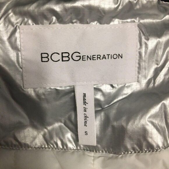 BCBG windbraker size S - Picture 3 of 6